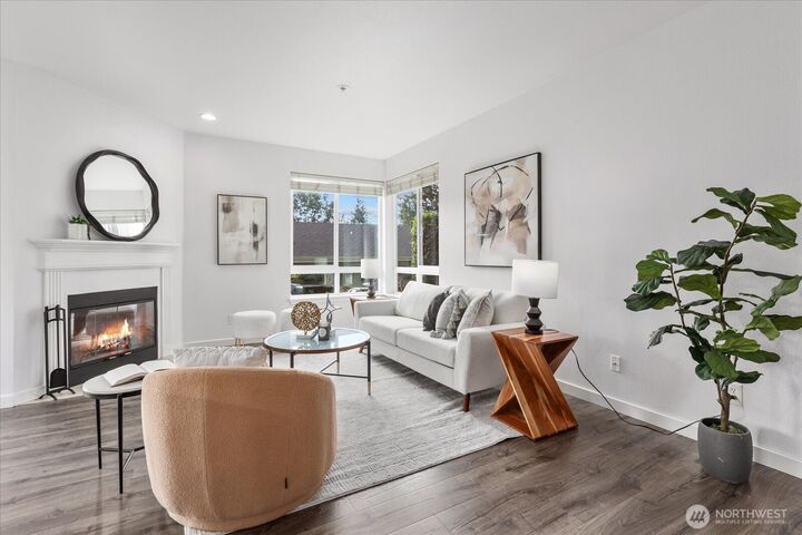 Property Photo: 3905 243rd Place SE M102 WA 98021
