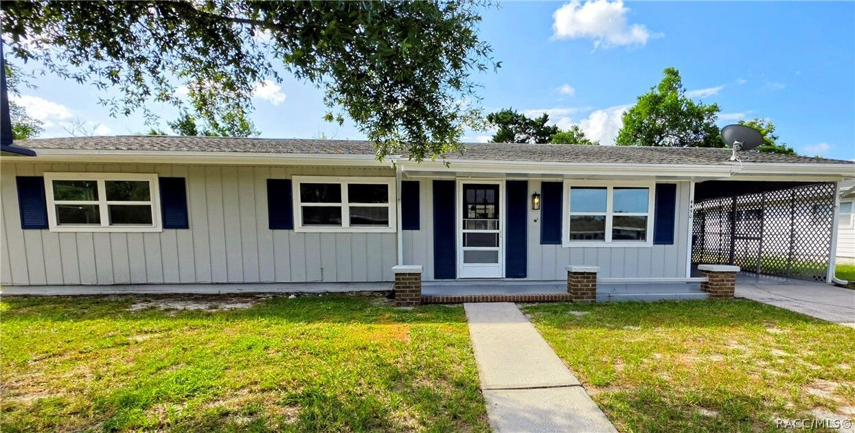 Property Photo:  4450 Essex Lane  FL 34606 