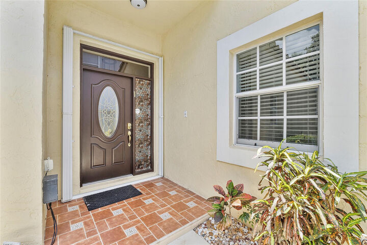 Property Photo:  6150 NW 76th Court  FL 33067 