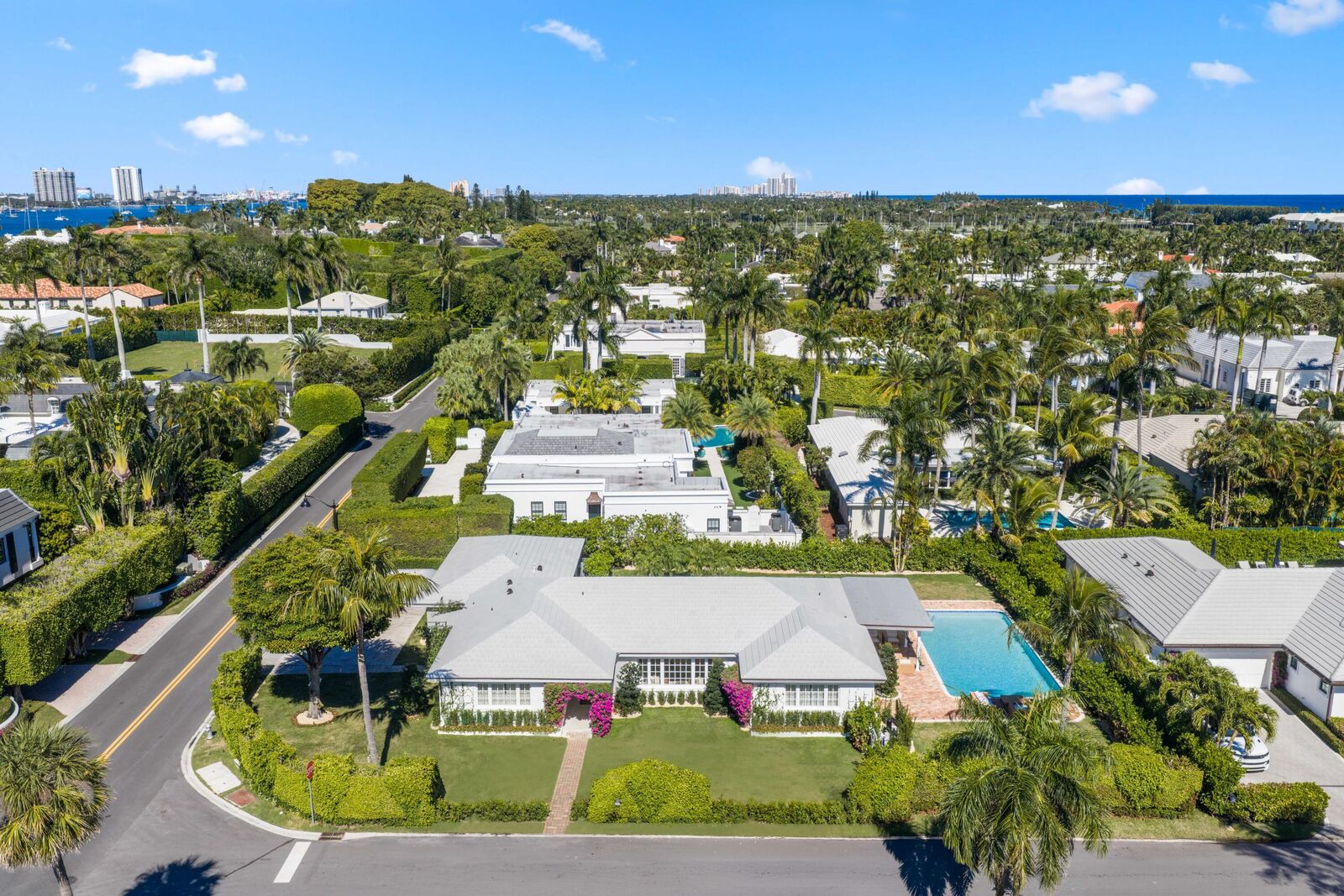 Property Photo:  257 Via Linda  FL 33480 