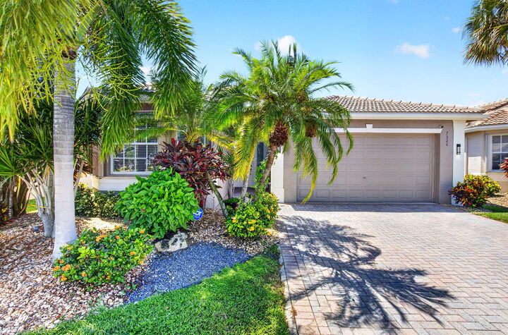 Property Photo:  7326 Cortes Lake Drive  FL 33446 