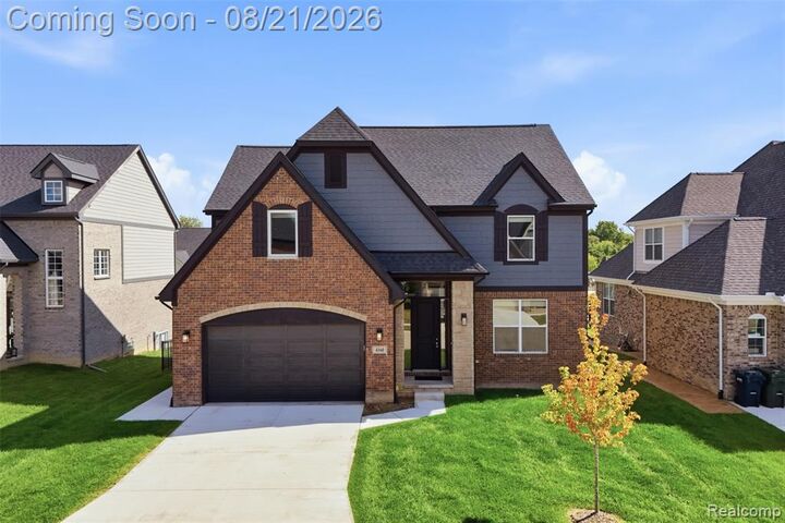 Property Photo: 4160 Spring Meadow Drive MI 48314