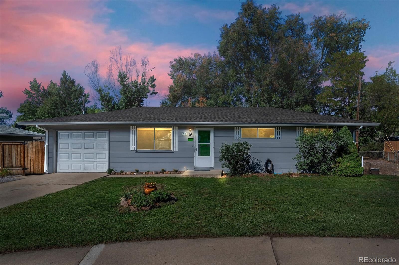 Property Photo:  9 Elizabeth Court  CO 80501 