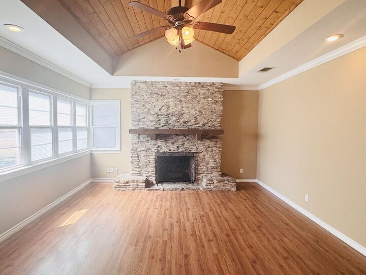 Property Photo:  2102 Live Oak Street  TX 76901 