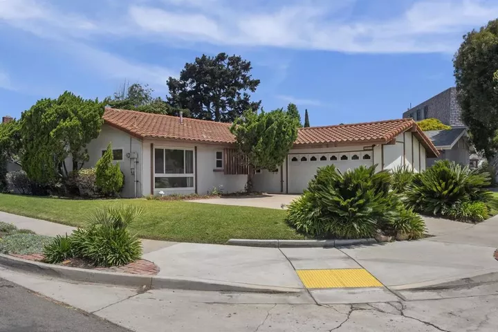 Property Photo:  3048 Renault Street  CA 92122 