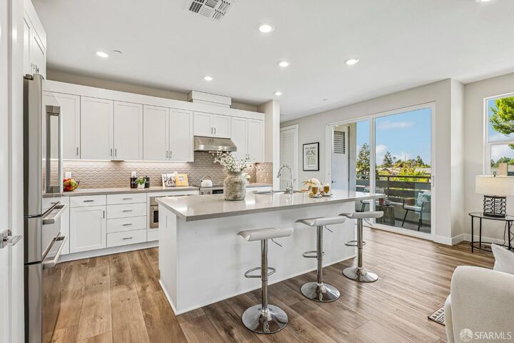 Property Photo:  1301 Barbet Circle 2  CA 94087 