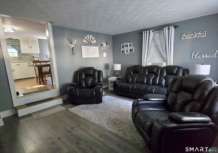 Property Photo: 15 Grant Avenue CT 06062