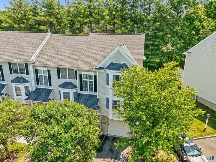 Property Photo:  1006 Hancock Drive 1006  CT 06811 