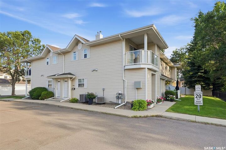 Property Photo:  141 105th Street W 204D  SK S7N 1N3 