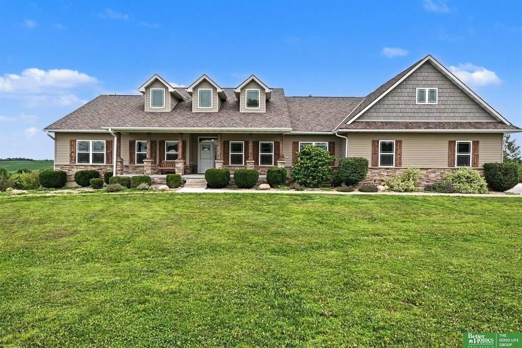Property Photo: 10383 12th Street NE 68409