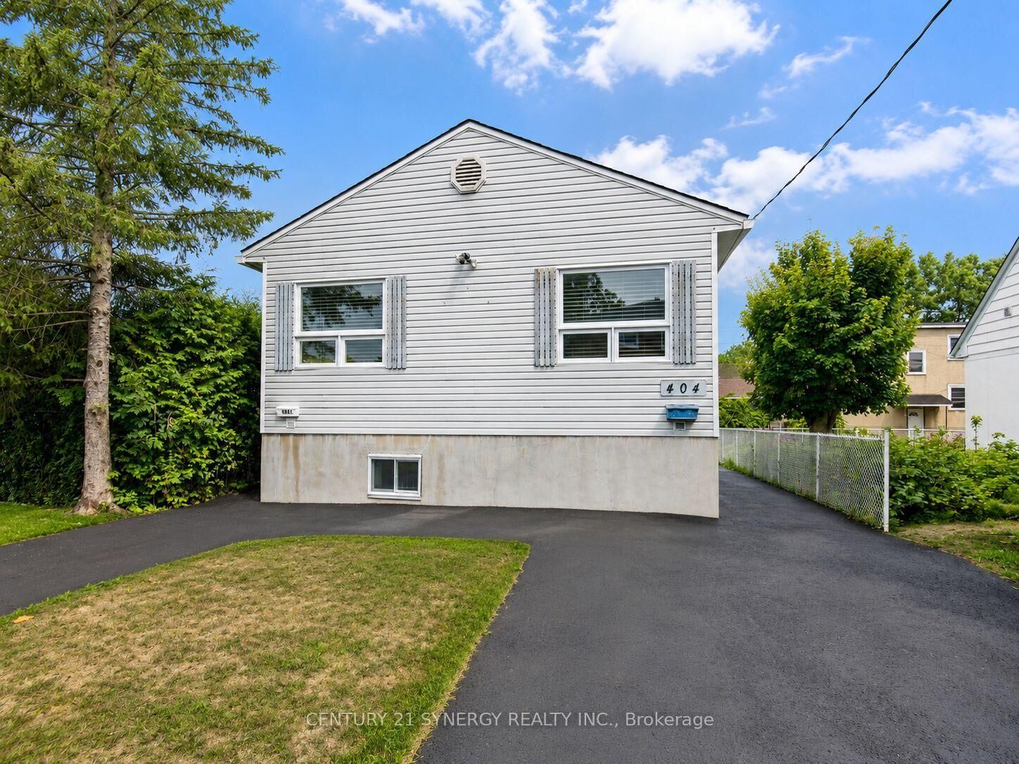 Property Photo: 404 Dieppe Street B ON K1L 6V4