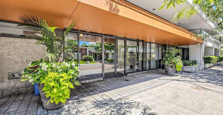 Photo de la propriété:  111 Elizabeth Street 1501  ON M5G 1P7 