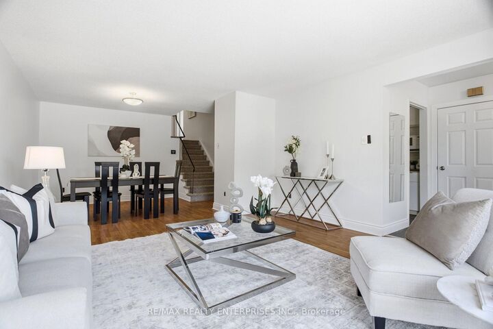 Property Photo: 2956 Windjammer Road ON L5L 1S7