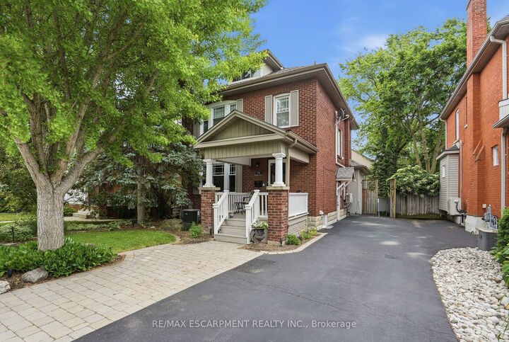 Property Photo: 2116 Caroline Street ON L7R 1L8