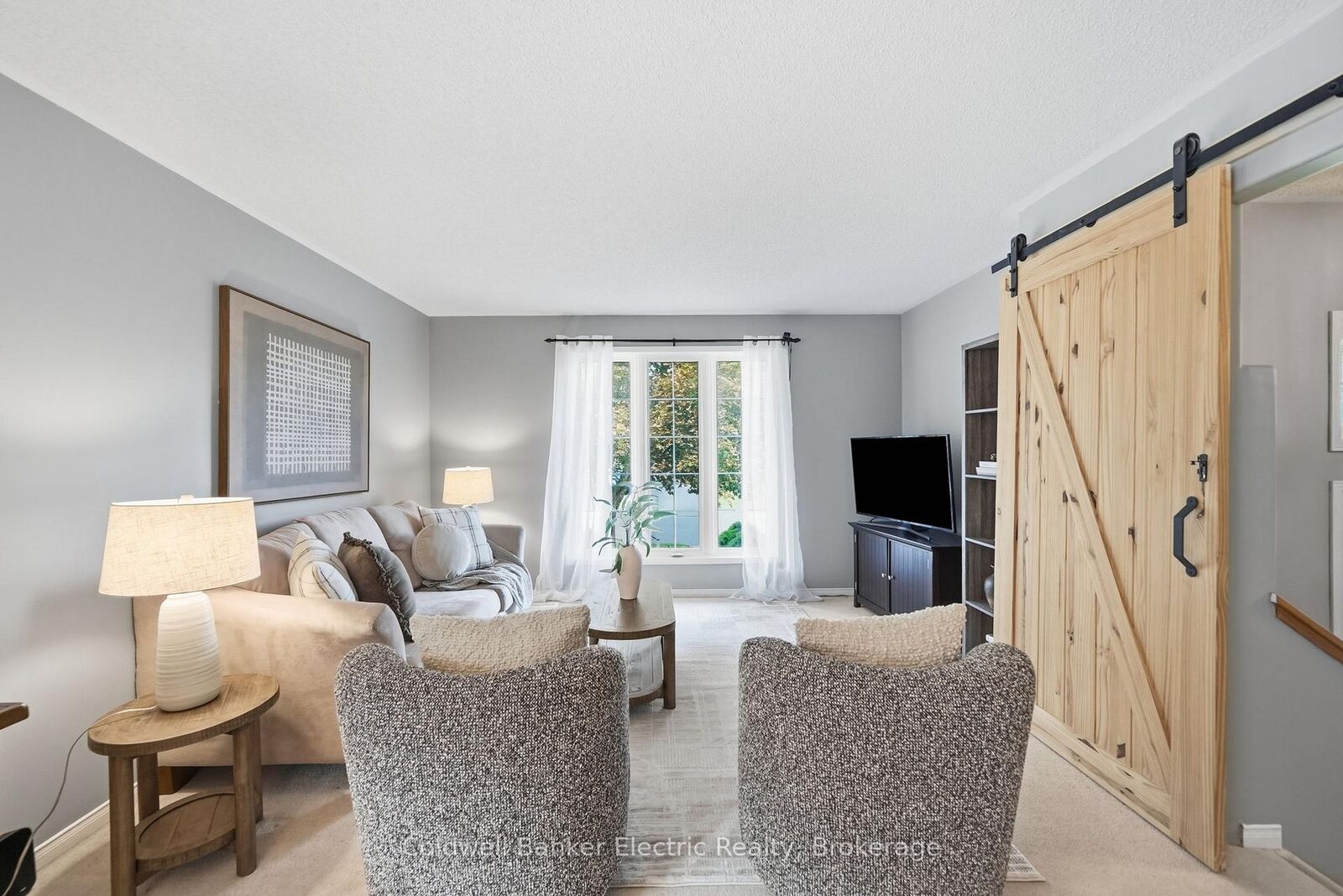 Property Photo:  854 Abbey Lane  ON K9H 7N6 