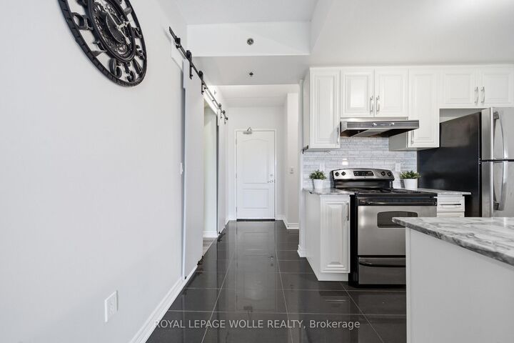 Property Photo:  1421 Costigan Road 506  ON L9T 2N4 