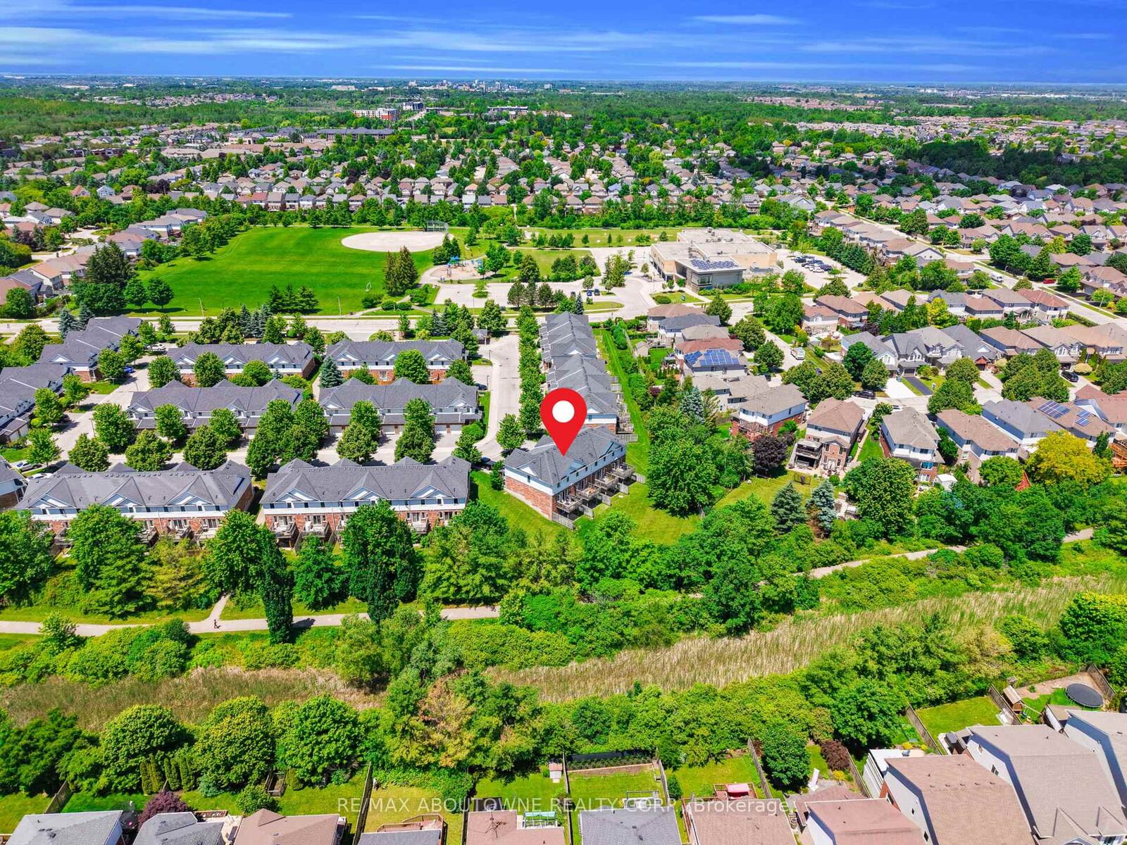 Property Photo: 151 Clairfields Drive E 15 ON N1L 1P5