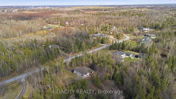 Property Photo: 152 Wilbert Cox Drive ON K0A 1L0