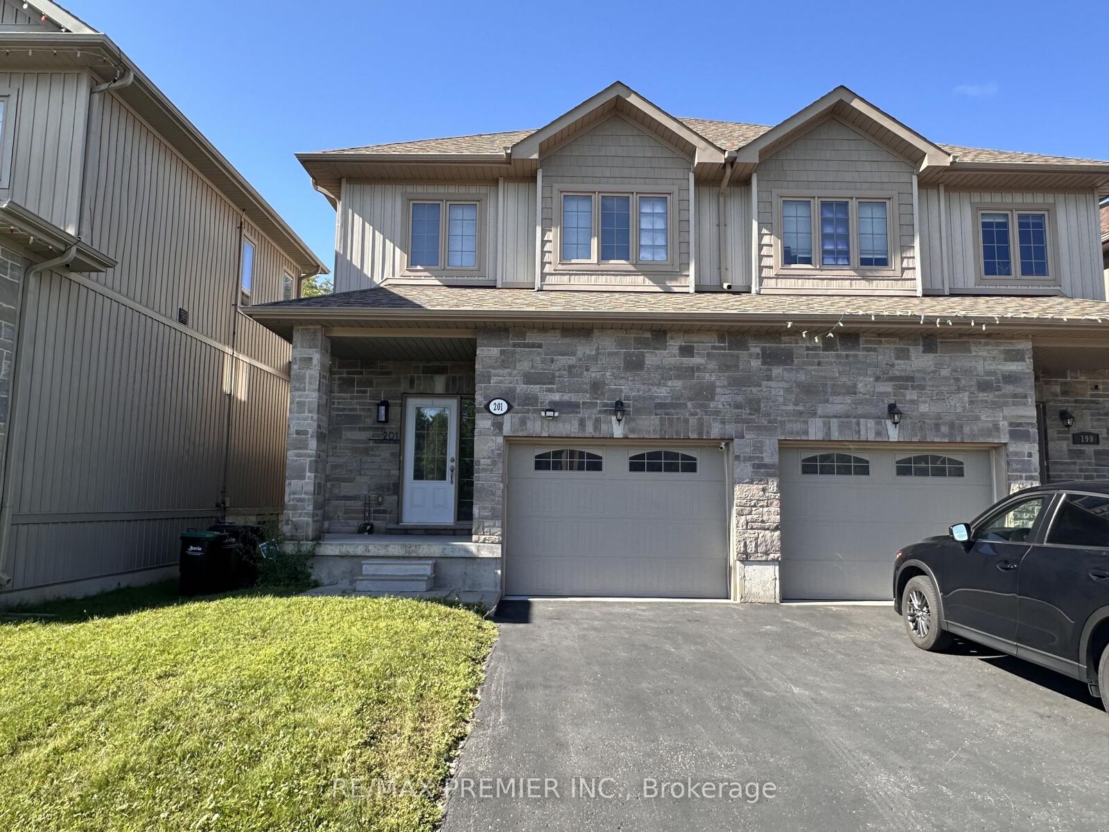 Property Photo:  201 Alva Street  ON L4N 3V3 