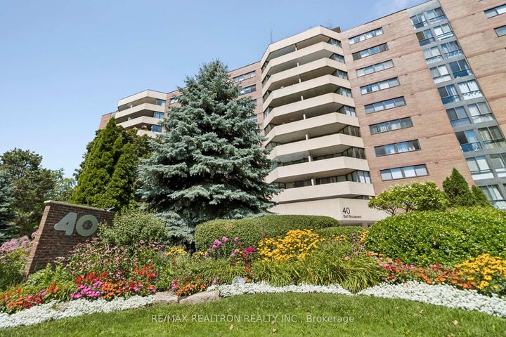 Property Photo: 40 Baif Boulevard 208 ON L4C 5M9