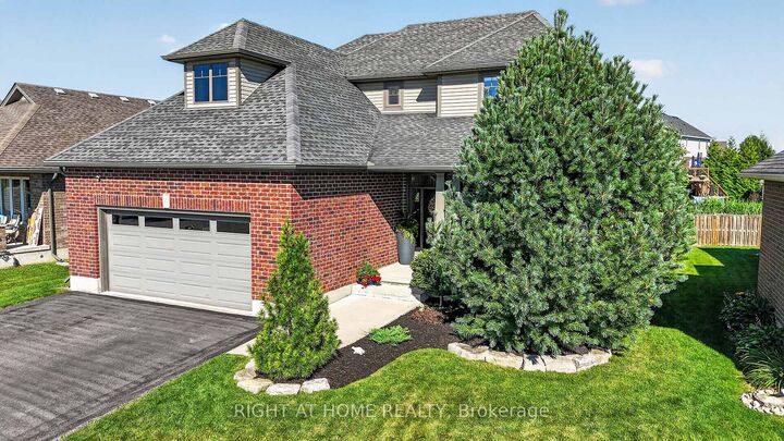 Property Photo: 90 Shaw Valley Drive ON N5R 0C8
