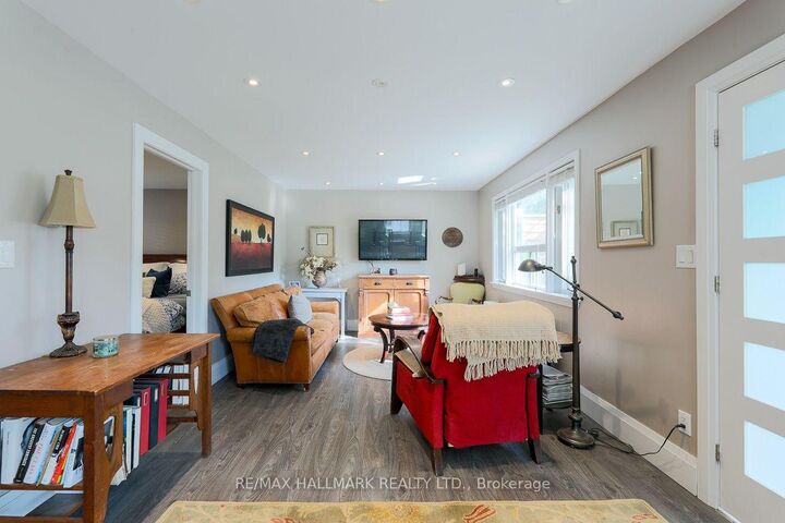 Property Photo: 110 Lakeside Avenue ON M1N 3C1