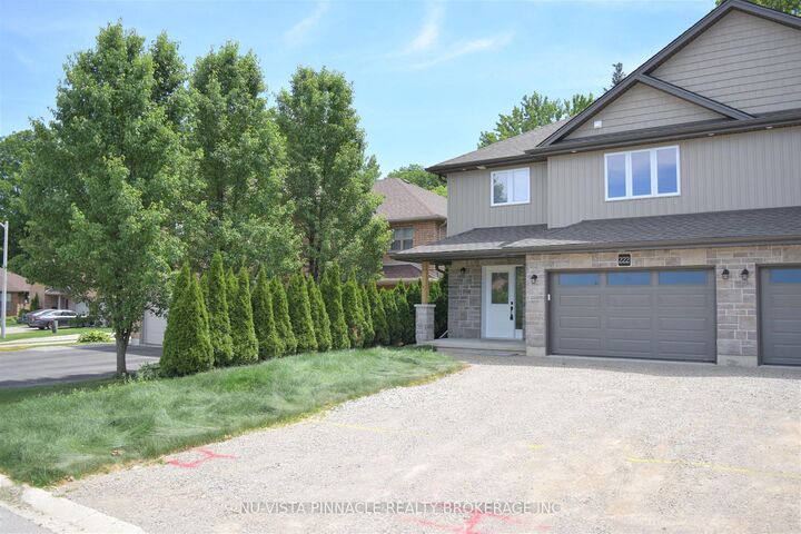 Photo de la propriété:  222 Cherry Street  ON N5C 1J2 