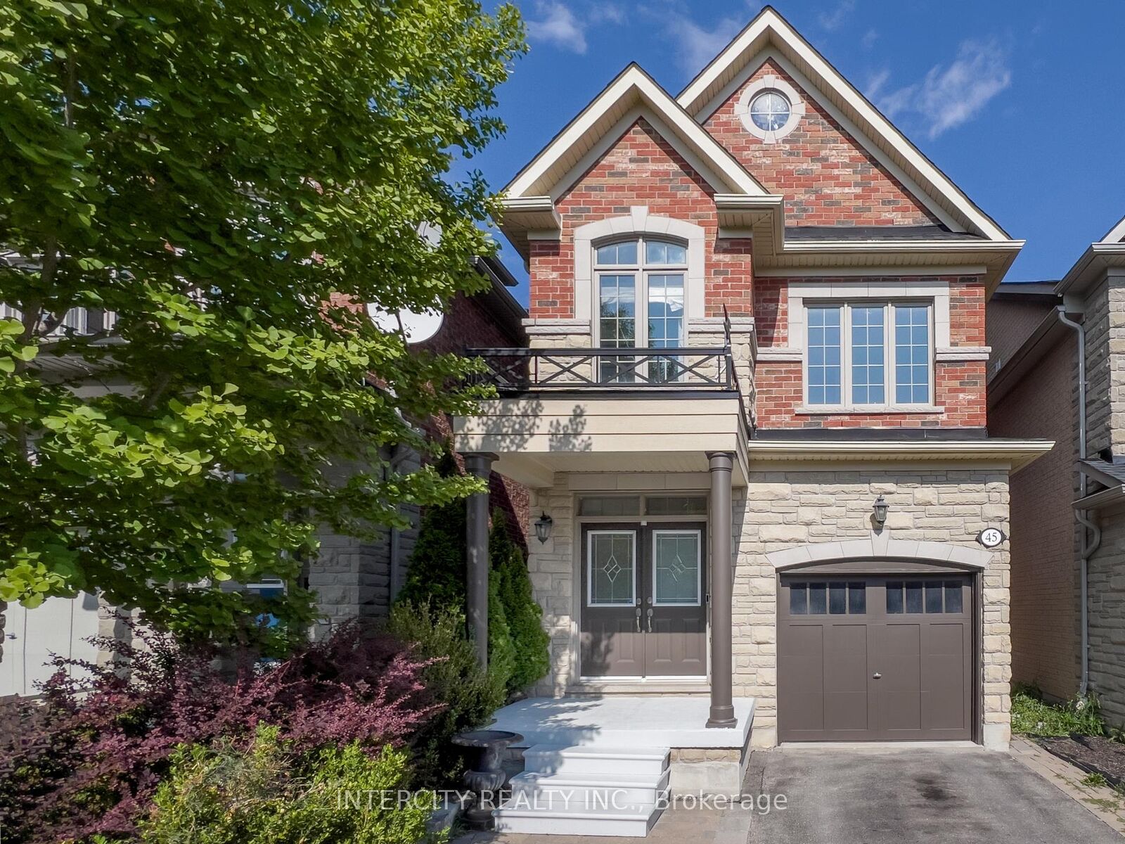 Property Photo: 45 Lady Loretta Lane ON L6A 4E9