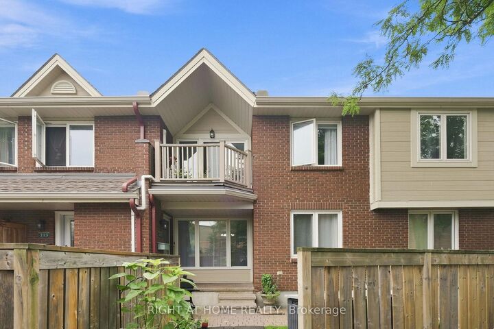 Property Photo:  1750 Marsala Crescent 112  ON K4A 2G6 