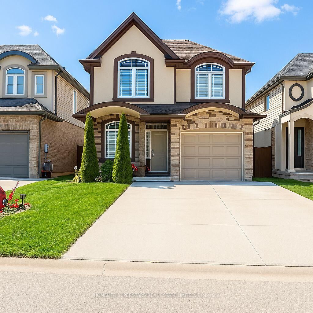 Property Photo:  6039 Ernest Crescent  ON L2H 0H9 