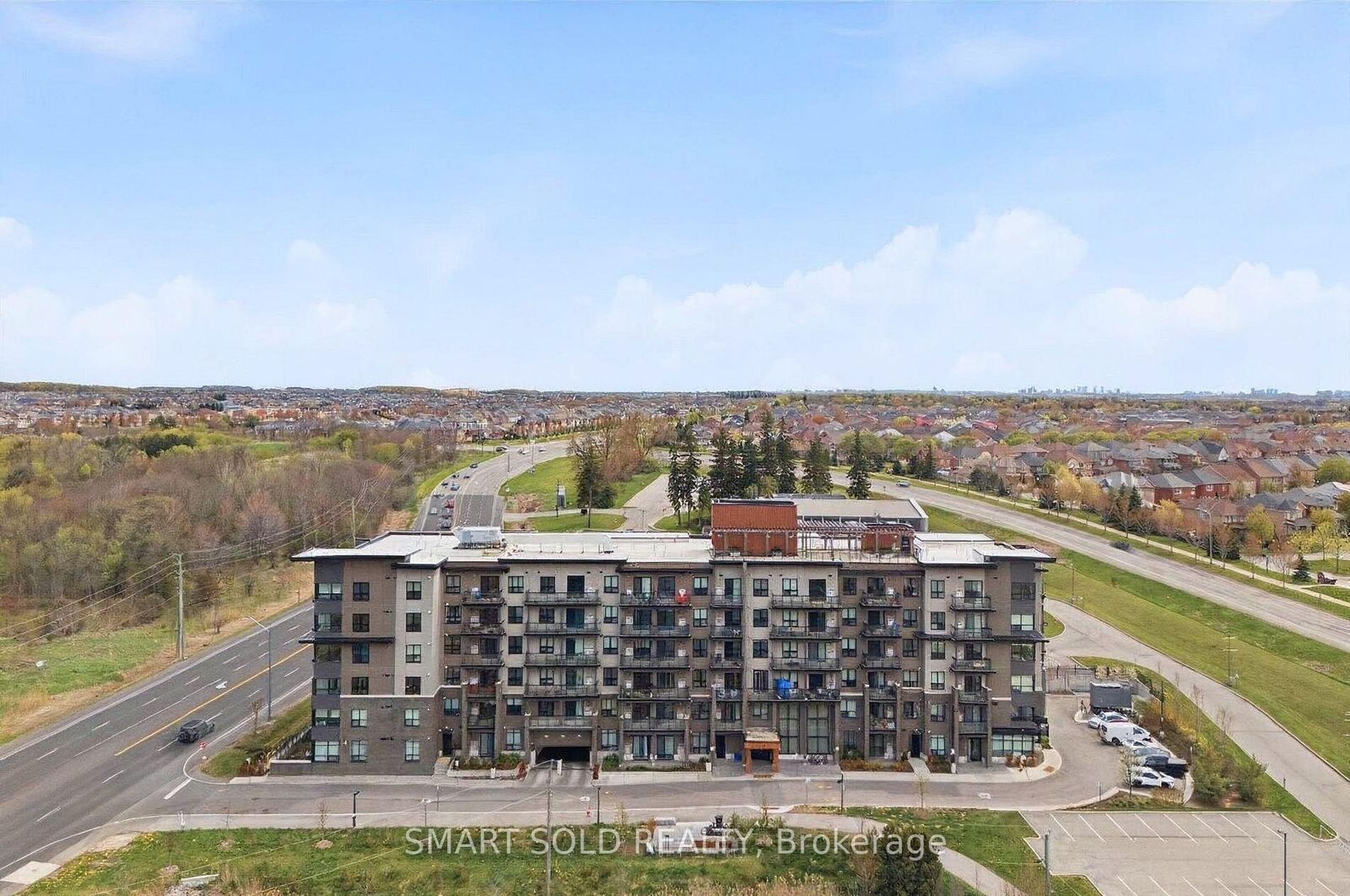 Property Photo: 9700 Ninth Line 107 ON L6B 1A8