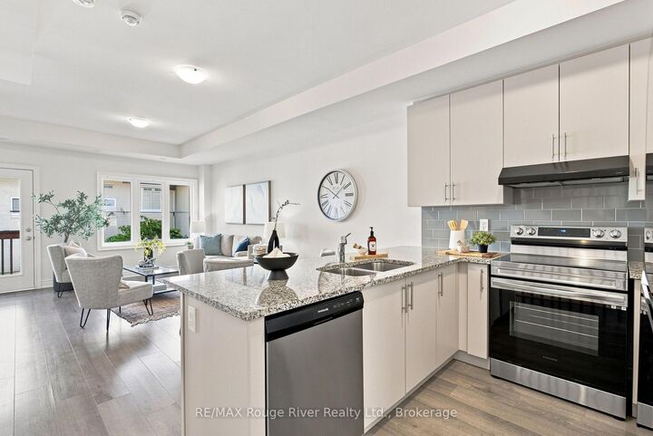 Property Photo: 2607 Magdalen Path W ON L1L 0R6