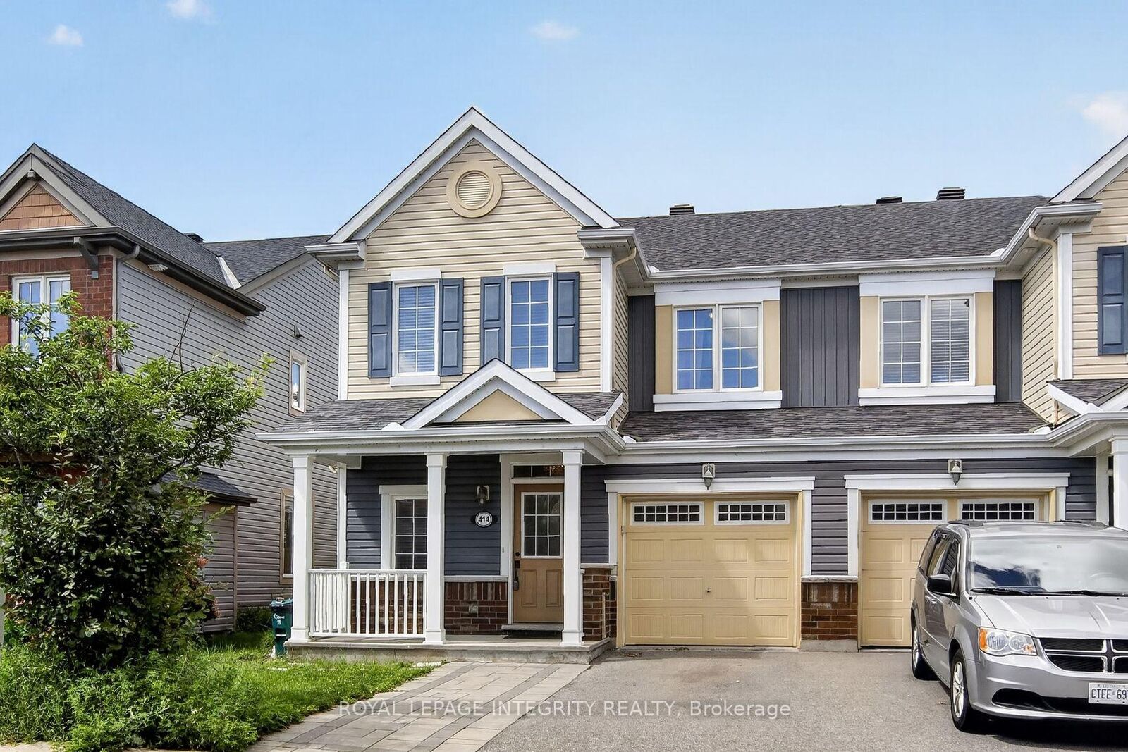 Property Photo:  414 Meadowhawk Crescent  ON K2J 5W7 