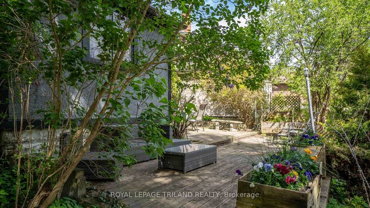 Property Photo: 41 Gunn Street ON N6G 1C6