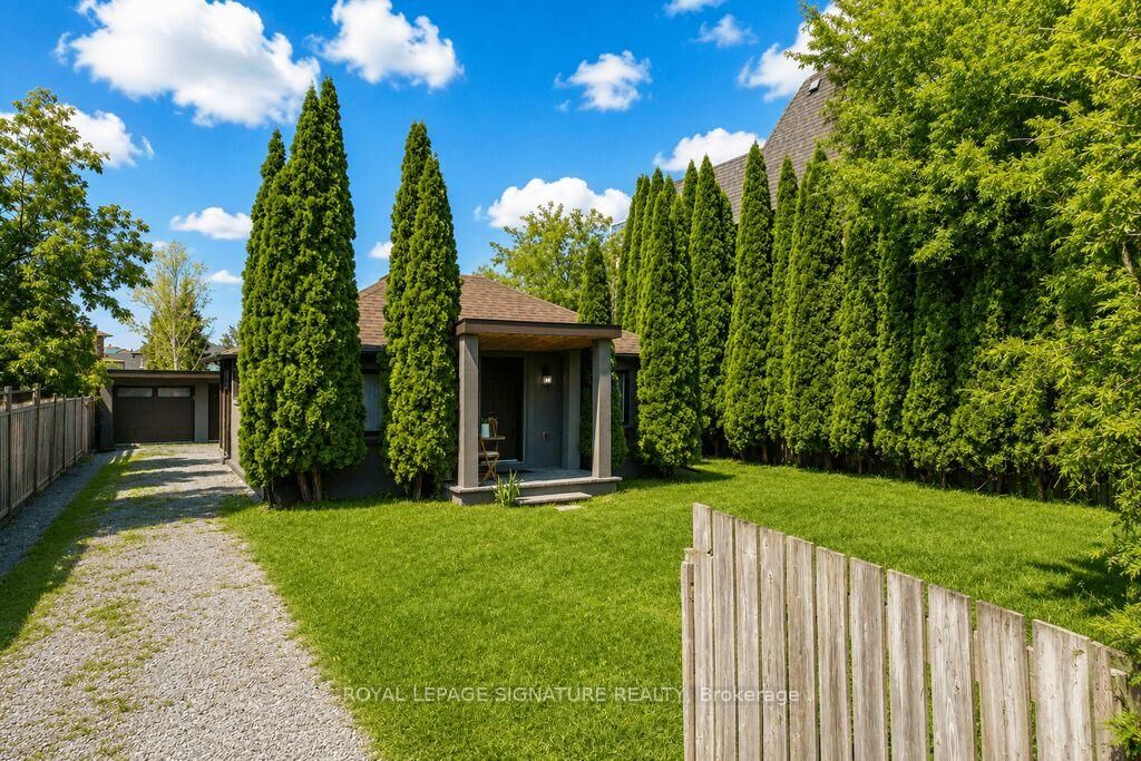 Property Photo: 606 Lake Drive S ON L4P 1T5