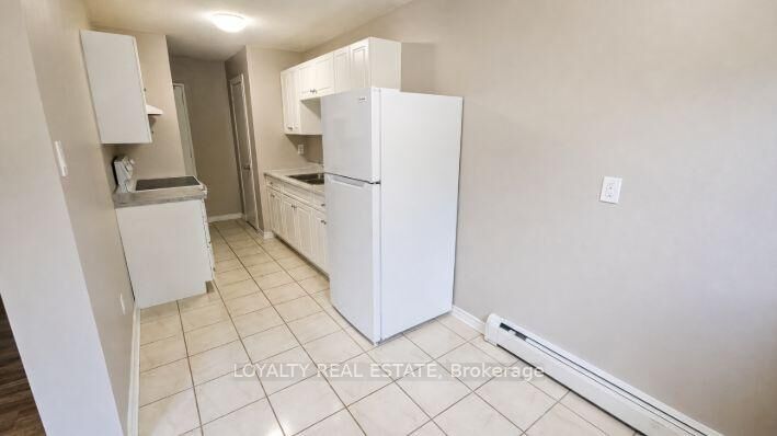 Property Photo:  601 Barber Avenue N 306  ON N4W 1S4 