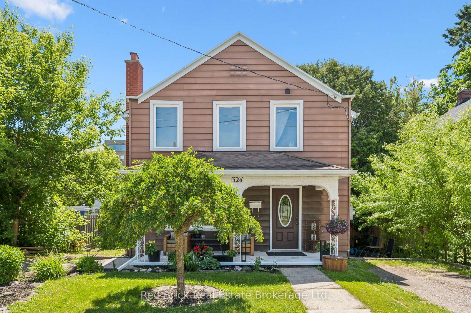 Property Photo:  324 Waterloo Avenue  ON N1H 3J8 