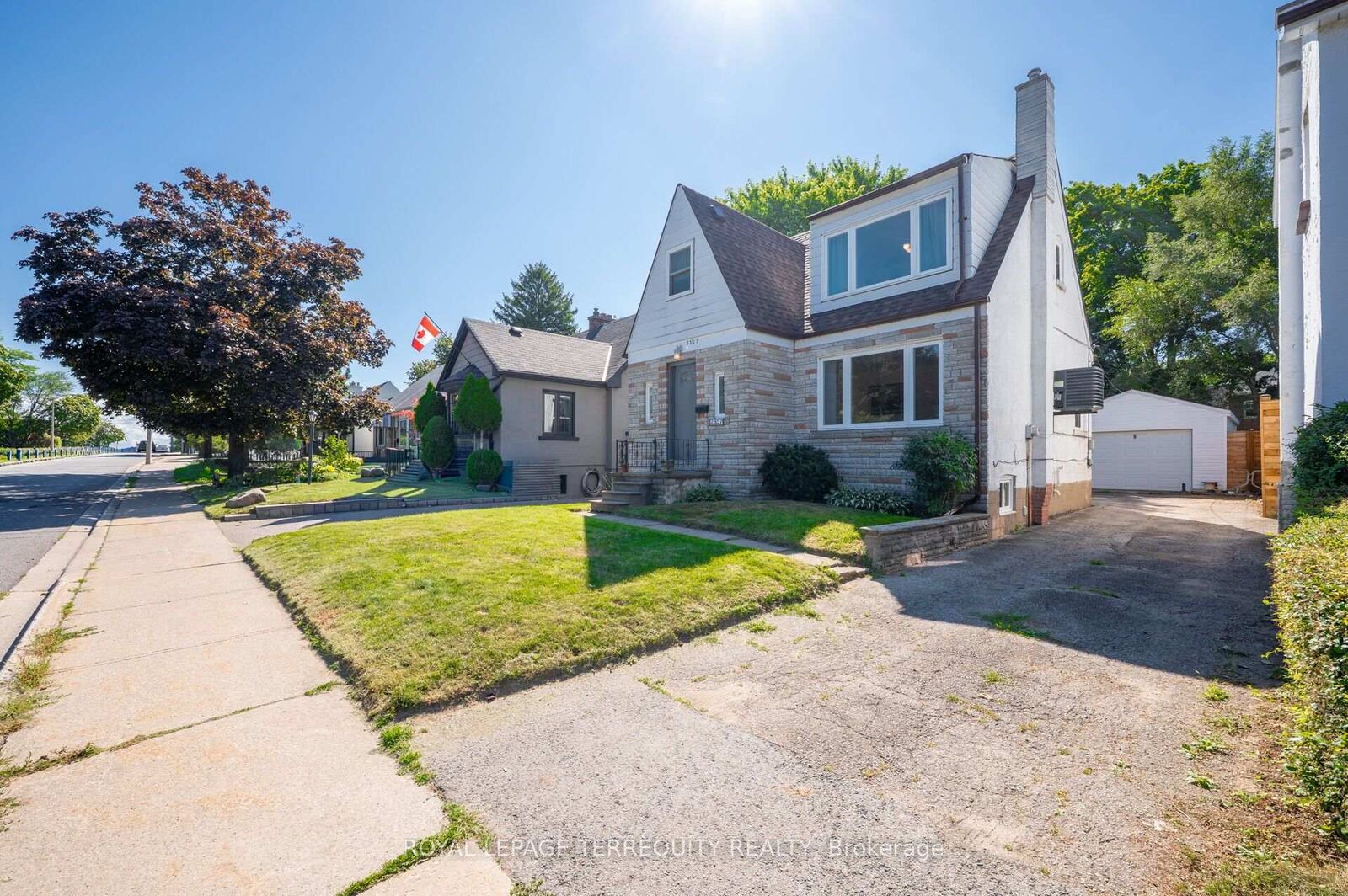 Property Photo: 2307 Lawrence Avenue W ON M9P 2A7