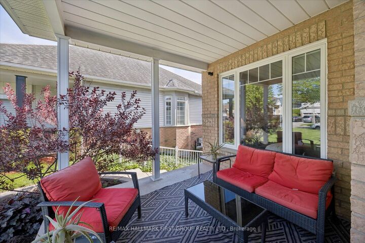 Property Photo: 1028 Highbrooke Court ON L1K 2K6