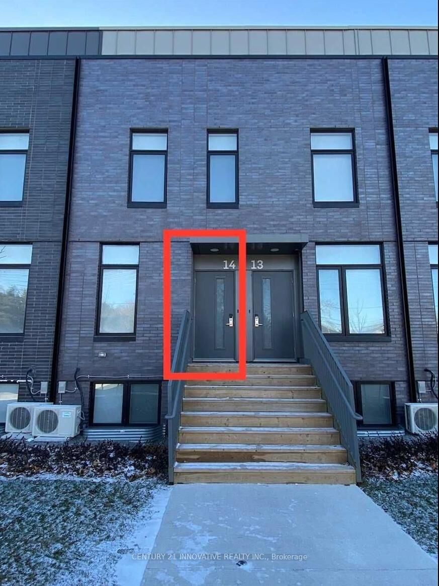 Property Photo:  1720 Simcoe Street N 14  ON L1G 4X9 