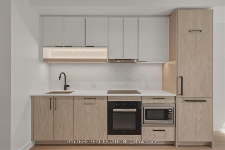 Property Photo:  91 Montclair Avenue 705  ON M5P 0A9 