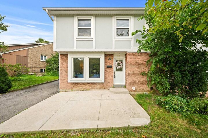 Property Photo: 100 Centre Street N ON L6V 2Z3
