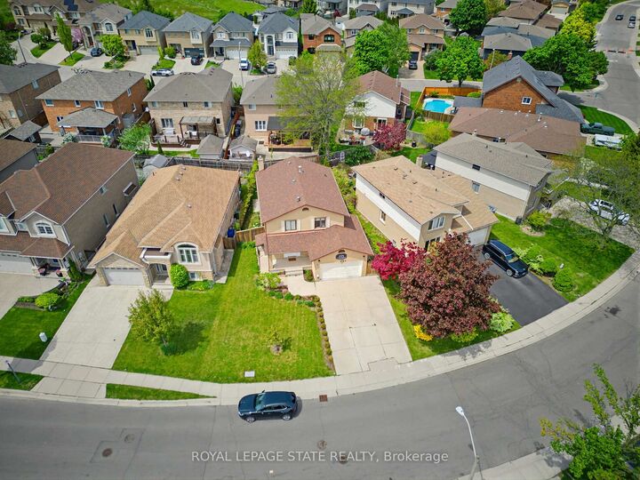 Property Photo:  459 Dicenzo Drive  ON L9B 2C4 