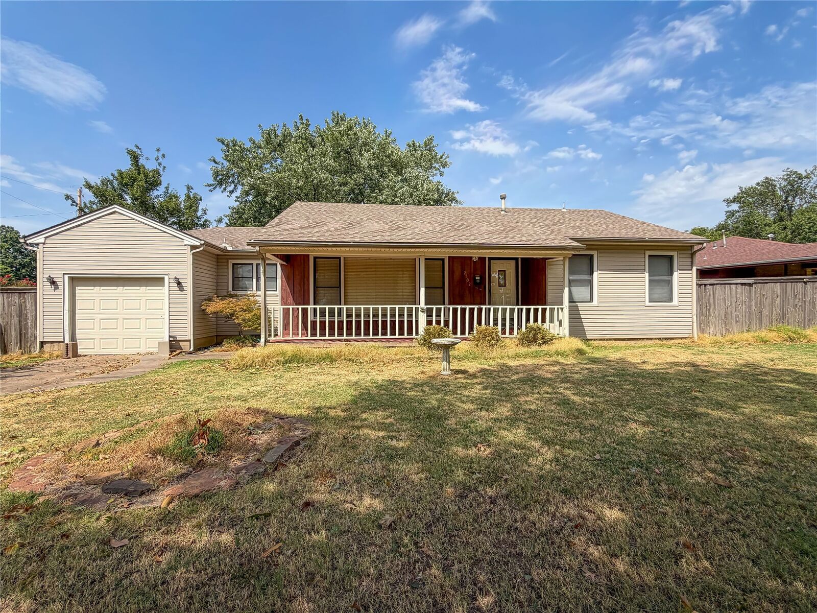 Property Photo:  2502 Hayes Street  OK 74403 