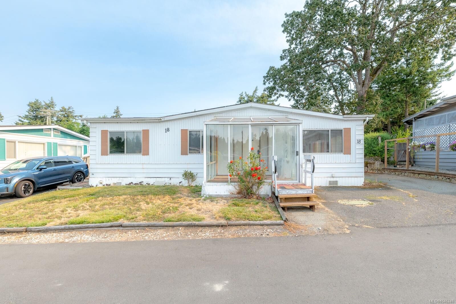 Photo de la propriété:  158 Cooper Rd #18  BC V9A 7B3 