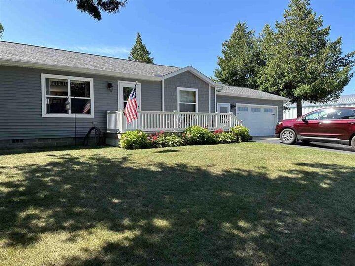 Property Photo: 451 Cadillac Street MI 49701