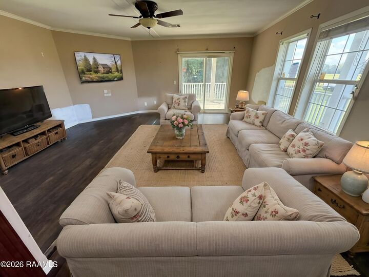 Property Photo:  1172 Jennings Road  LA 70570 