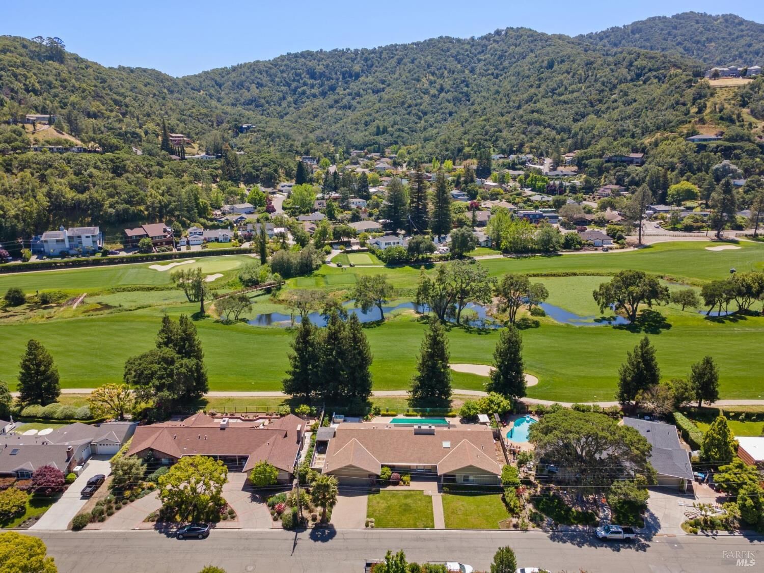Property Photo: 285 Country Club Drive CA 94949