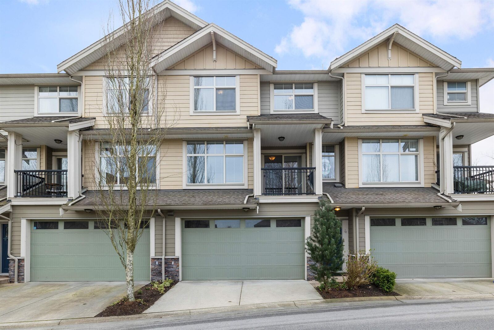 Property Photo:  22225 50 Avenue 4  BC V2Y 0G7 