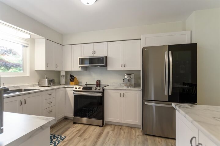 Property Photo: 8511 111A Street BC V4C 7C9
